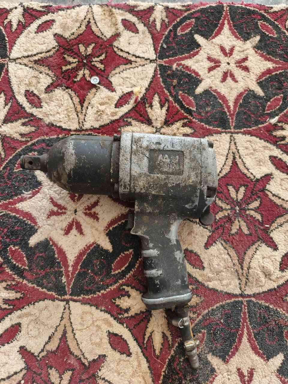 سلام عليكم غراض بنجر للبيع السعر مليون وميتين وبيهن مجال عنوان تاجي قريه عواد الرقم,*********** الكورك***********
