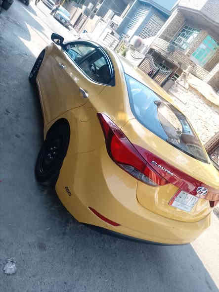 النترى للبيع خليجي موديل ٢٠١٥ محرك دوش بلادي مامفتوح كير بلادي مري شفط شاشه كبيره كامره تبريد وتدفئه سستم يدات بلادي نيكل السياره جاهزه للاخير  مكان السياره بغداد البلديات السعر ١٠٥  تحويل مباشر ***********
