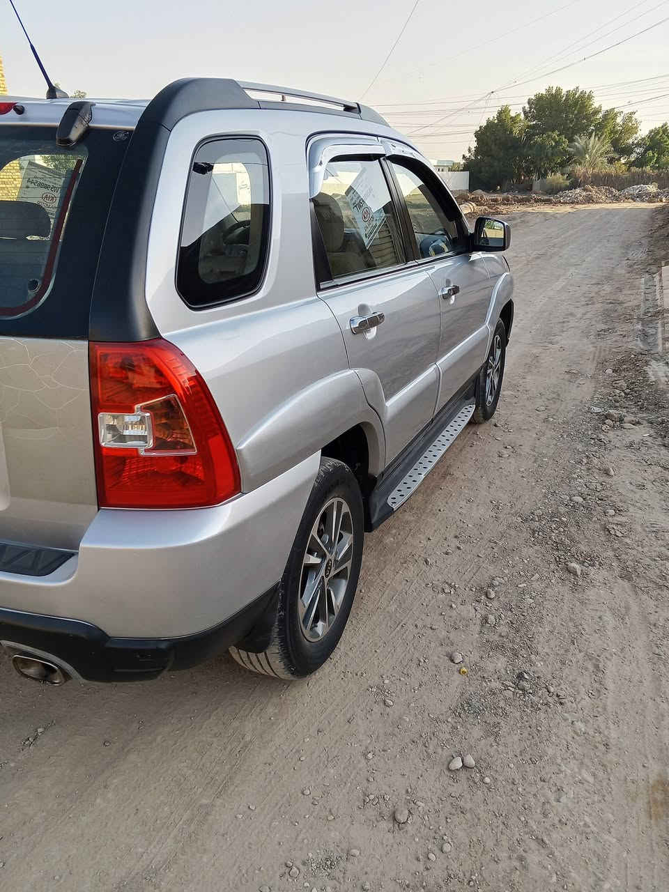 السلام عليكم كيا سبورتج موديل 2009 خليجيه مكينه كير حداديه تخم تاير تبريد شغال  السيارة كفالة عامه عده قطعتين جرد وصبغتهن والباقي مكفول رقم كربلاء انكليزي السنويه لل 2030 تحويل مباشر السعر 118 رقم الهاتف ***********ما متواجد على الفيس هذا رقم صاحبه السيارة مال جناي
