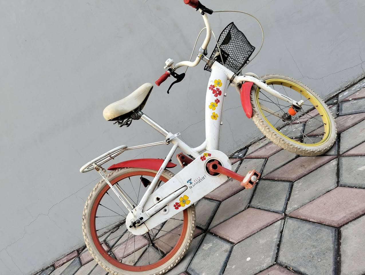 دراجة كوري بناتي حجم 18
الوزن خفيف جدا المنيوم 
كامل اي نقص مابي 
السعر 65 الف 
7722822847
المكان بغداد الشالجية


**إذا كنت صاحب هذا الإعلان وتريد حذفه لأي سبب، رجاءا أرسل رسالة إلى الدعم الفني**