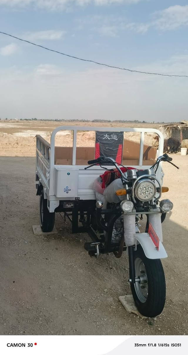 سلام عليكم ستوته دايون للبيع موديل 21اوراق اصولي مكينه كارتون على السحك بدي شخط ماء مشخوط السعر 2300وبيه مجال بسيط مكان ناصريه قريه العصريه ***********
