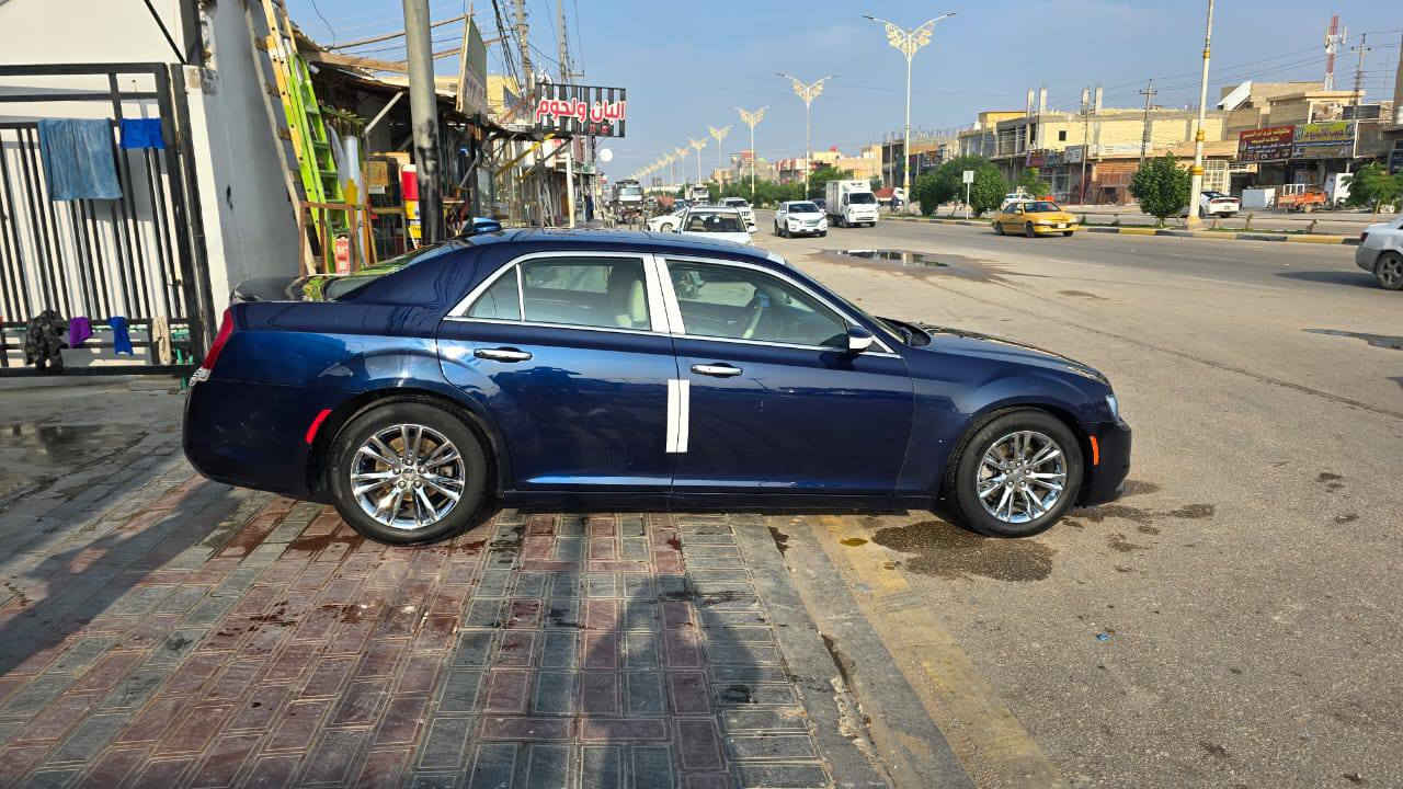 سلام عليكم اوباما للبيع لون مميز موديل 16 اصل مرمزه 22 سياره بيه جاملغ تبديل اثر طخه و جاملغ الثاني كلير فقط داخل عسلي كير مكينه حداديه خير من الله 
اتصال***********‬‏
‏‪
