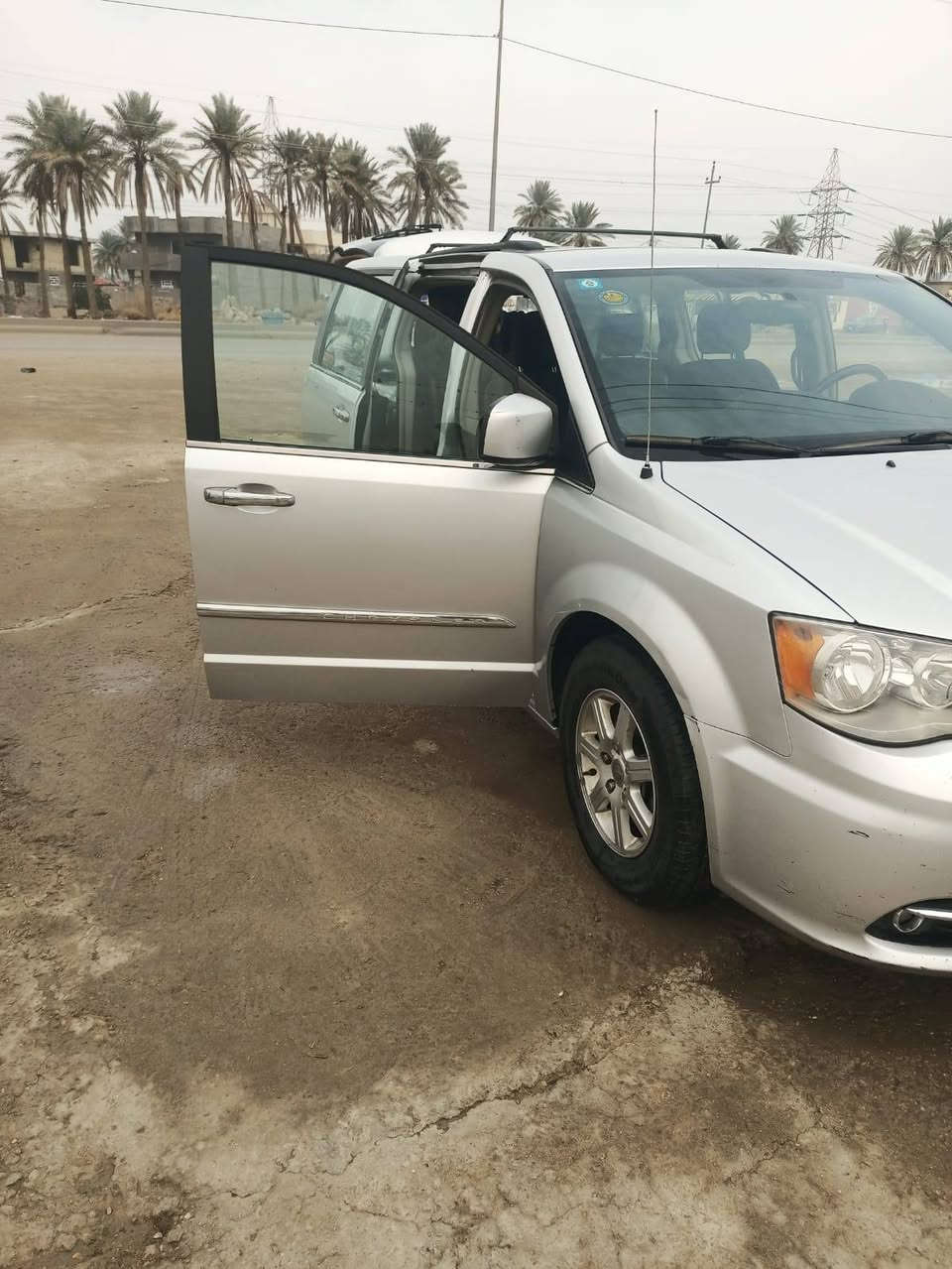 ٢٠١١كلين بدون حادث السعر ١٤٥
***********
