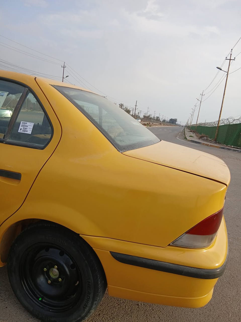 السلام عليكم سمند موديل 2011 لا ضربة ولا تبديل كير مكينة مكفولات تبدير شغال لا بارد ولا جراد روشمة عامة غرفتهة جديدة مشط استيران جديد حداداية أمامي خلفي جديد تخم تاير كهربياتهه كلهه شغالة هية وغرامة مصفرة سنوية وهزة جدد مكاني بغداد عارضها 37 بيهه مجال حك الجية رقمي 
***********
