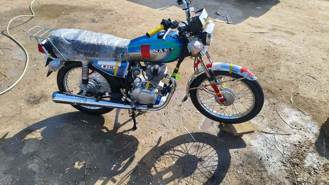 سلام عليكم  ربع كير متياز باب اول صولي شاصي موديل 18والتعمير موديل 24 صارله.
شهر من طلعه من لوكيل لسعر 1200وبيه مجال حك جيه ***********
