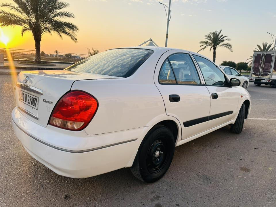 السلام عليكم نيسان سني ٢٠٠٩ سياره جاهزه مناقصه كلشي كير محرك مكفولات رقم بغداد جديد تبريد تدفئه سياره جاهزه
سياره تخم تايرر جديد صدار امامي وخلفي جديد 
سياره جاهزه بيه قطعتين صبغ سياره كير اوتو شاشه 
مكان السياره الفلوجه
(96$) 
***********
