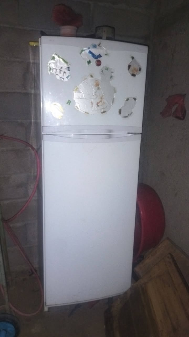 Li khasto chi haja marhba 0699348505


**إذا كنت صاحب هذا الإعلان وتريد حذفه لأي سبب، رجاءا أرسل رسالة إلى الدعم الفني**
