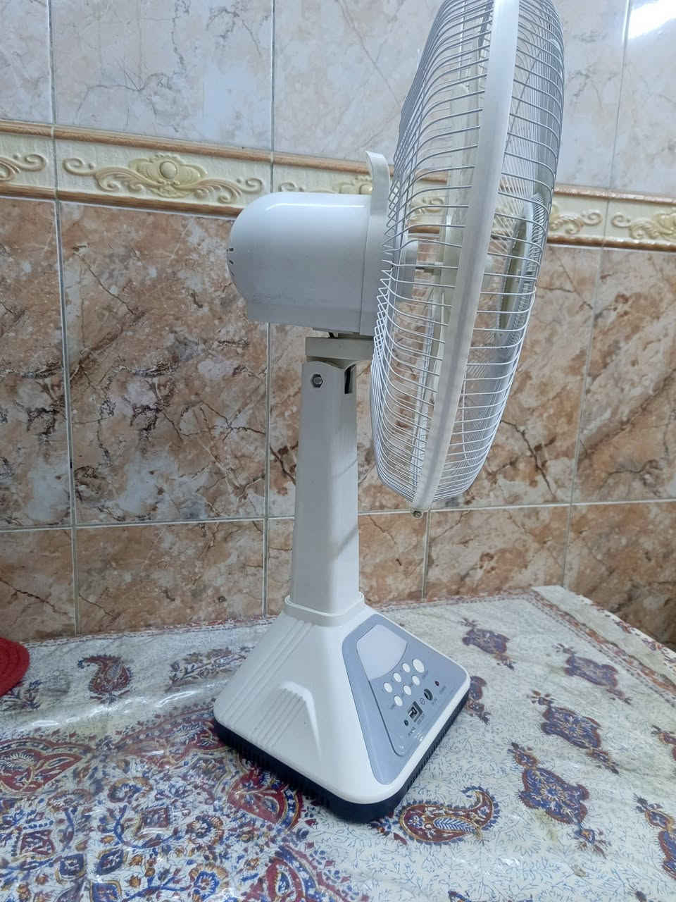 اغراض متنوعة للبيع 
مكاني بغداد ام الكبر والغزلان
*********** بي واتساب
