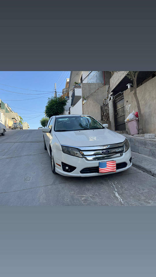 فؤرد فيوزن ٢٠١٢ نمونه له جوانى جركه ى تيانيه سه نه وى تازه يه تا ٣٠ به ناو خؤمه وه يه به شه رتى هه موو شتيك ز.ت ***********
*********** السليمانية, العراق
