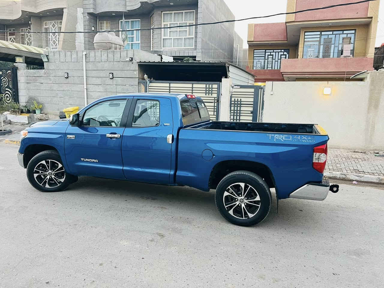 تيوتا تندرا للبيع
2017 جديد جاهزة سعر215 هاتف***********
