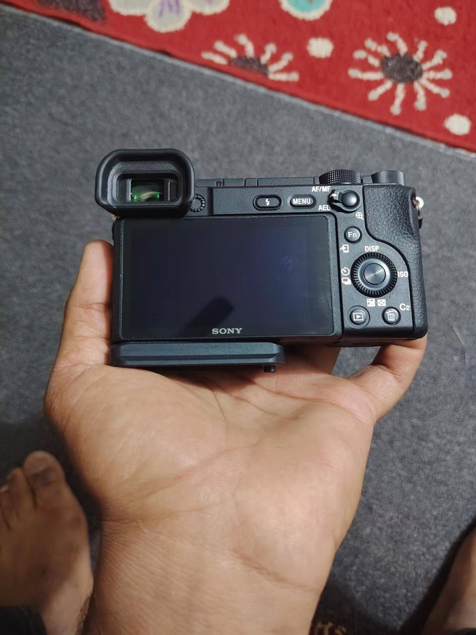 كامره سوني للبيع بعدهي جديد قبل فتره ماخذه ما بيه اي شخط
*********** اخذته 1150جديد قيم بل يرضي الله
