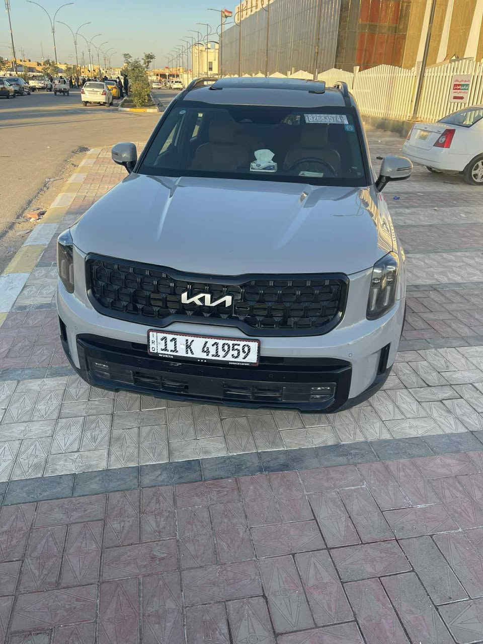 كيا تولرايد موديل ٢٤ فئه ex x line فول مواصفات رقم بغداد دولي انكليزي فتحتين كامرات٣٦٠  حساس خلفي امامي ورادارات محيطيه كشنات vip منفصل كشن خزن ميموري ومساج مري شفط ونقطه عمياء وكامرات ماشيه ١٣ ألف كيلو  السياره تقرير غرق
واتساب ***********
