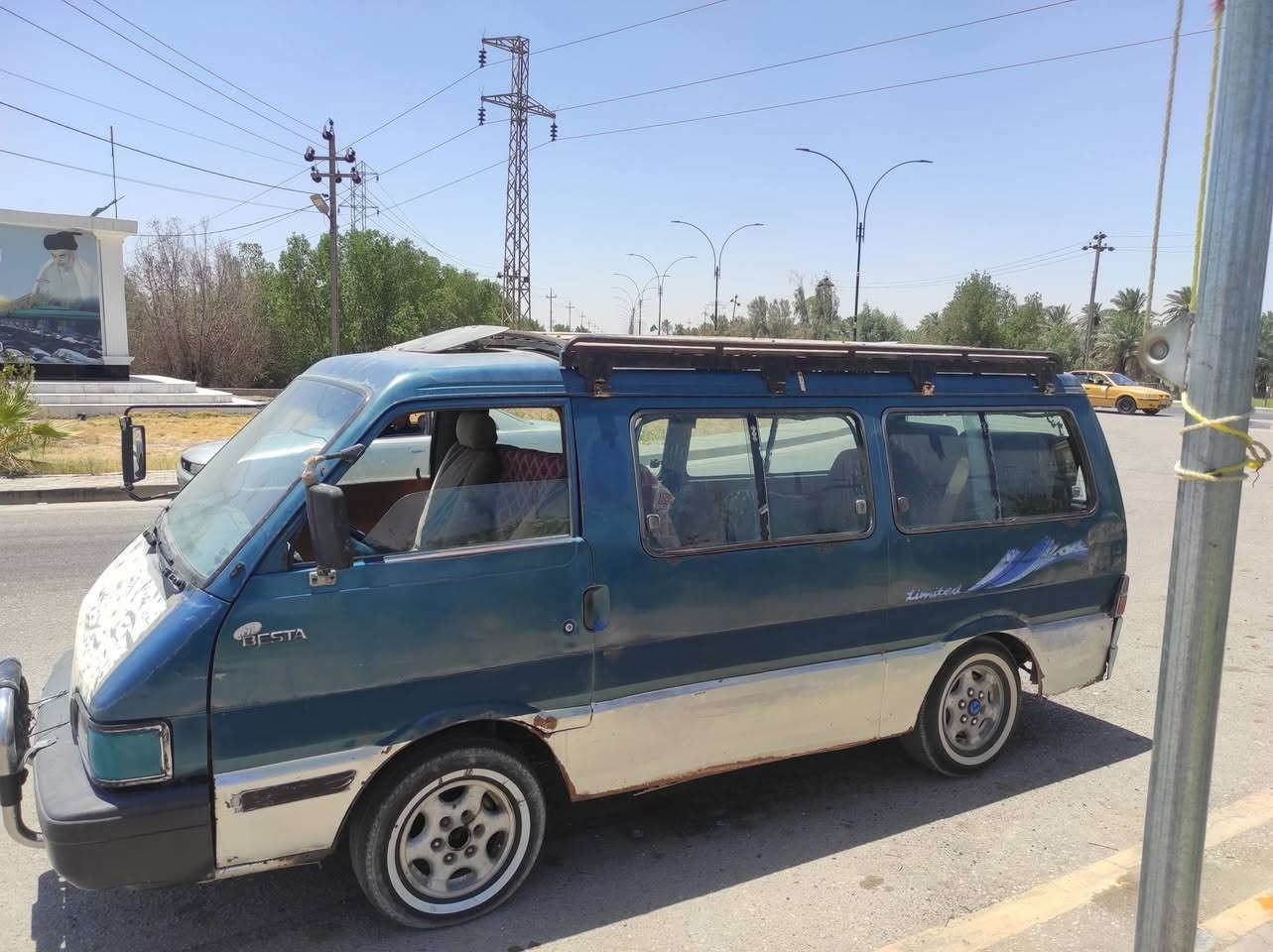 السلام عليكم شباب سياره كيا بسته للبيع موديل 1994رقم بابل صدامي سنويه مننتهيه بل 2022 مكينه وكير واكسن خير من الله تخم تاير جديد ابو الخطه كهربائيات كله شغل ويل كب جديد سياره جاهزه كبل الشارع السعر 13 ورقه وبيها مجال للشراي مكاني بابل مامتواجد عل  فيس هذا رقمي الانتصال فقط الخاص مغلق‏‪***********
