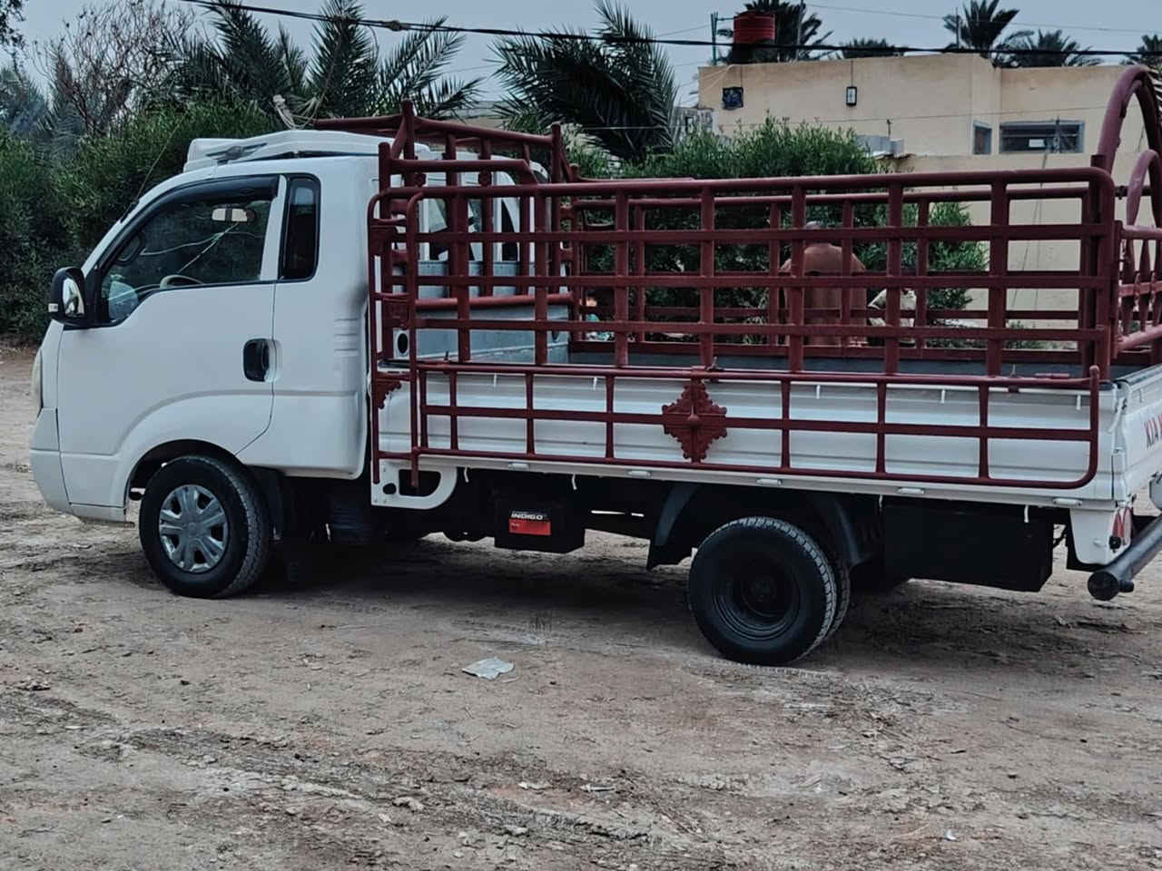 سلام عليكم كيه حمل موديل 12بسمي رقم قادسيه مكفوله من الضربه وتبديل كير ومحرك و شاصي وكسن وتخم تاير كله جديد مكان الديوانيه عفك للاستفسار ***********
