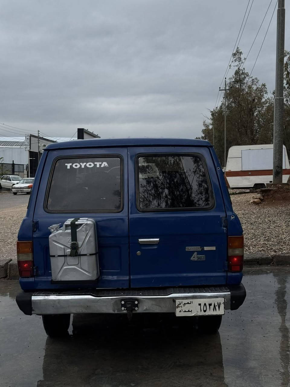 *********** /*********** تويوتا لاندكروز موديل 1986 ئارم سليماني سه وزه كه بو سه يته ره به شه رت مه كينه ٣اف شه ش گير باوه ر جام كاربايه دبل اكسل به شه رت دعم ليدراو ي نيه كاره بأي هموو به شه رت ده ده م گه رمي به شه رت كويسينجاك, أربيل
