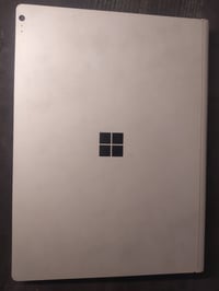 مايكروسوفت • شاشة 3K • مستعمل نظيف