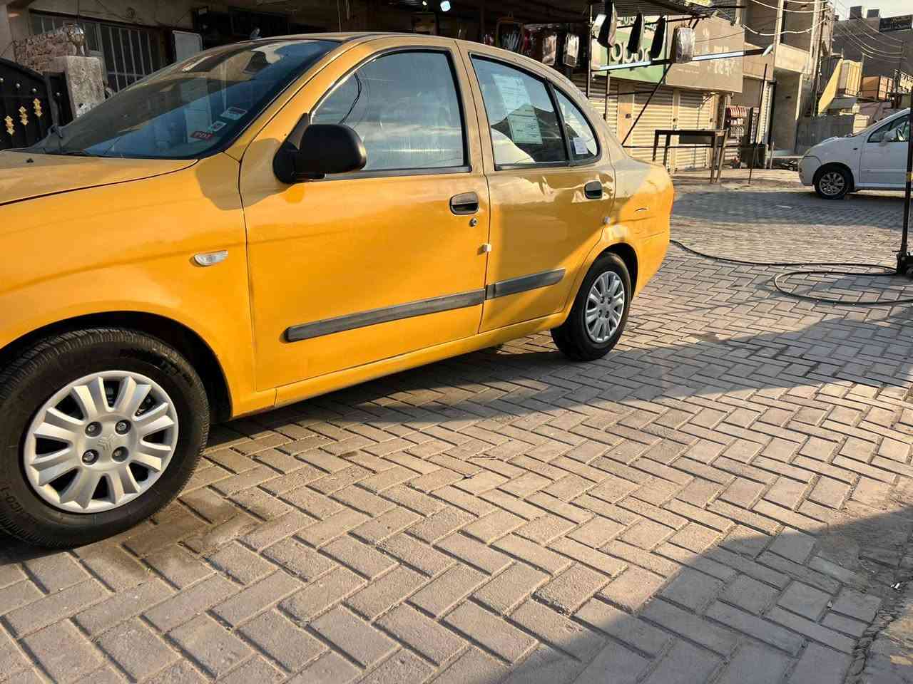 السلام عليكم للبيع فقط 
طيبة موديل 2016 كفاله 
بيها صبغ باب فقط اثر شخوط بدون دواخل 
كير مكينه حدادية تبريد كله جديد 
أرقام هزة جديدة 
مكاني بغداد شهداء البياع السعر ب39 
لاتصال ***********
