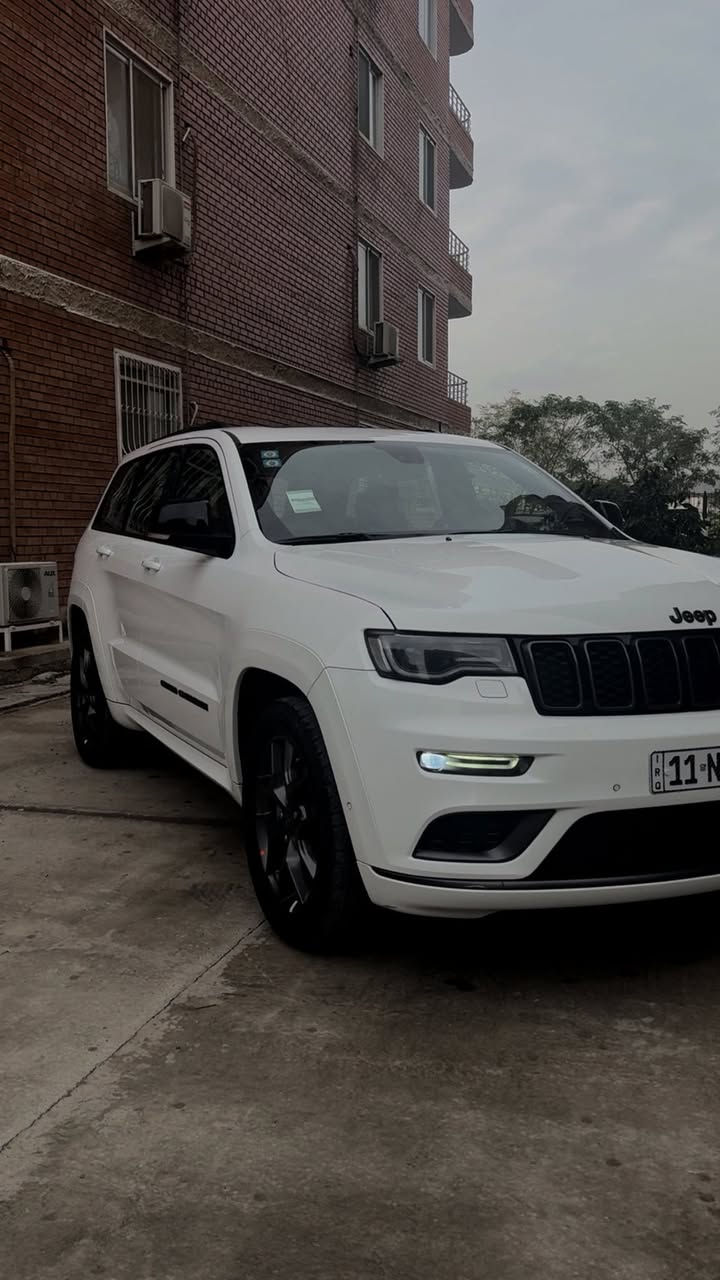 Jeep (S) 2020
خليجي وكالة ليث العبيدي مكفولة من اي ضرر عدا رصعه كلش بسيطه تحت العلامة الخلفيه فقط
⚪️ السيارة لمتد مواصفات الخليجي ١/١
للاستفسار اتصال فقط  ***********
