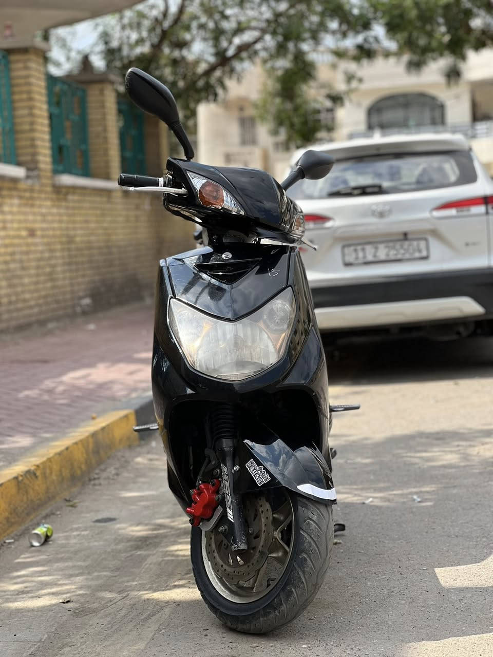 سكنس فحل نوزل ام الطلاعات
شاشة 3 الوان / مازده داخلها لون نحاسي / ويل ذهبي / قبغ هندر / مرايات وسيبايه
دراجه مكفوله - مكانها الاعظميه ***********
