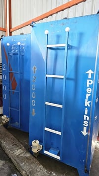 متوفر  خزانات  كاز  سعة           ( 2000  لتر ) ٠٧٧٣٥٤٠١٠٢٦ ___ ٠٧٨١٤٣...