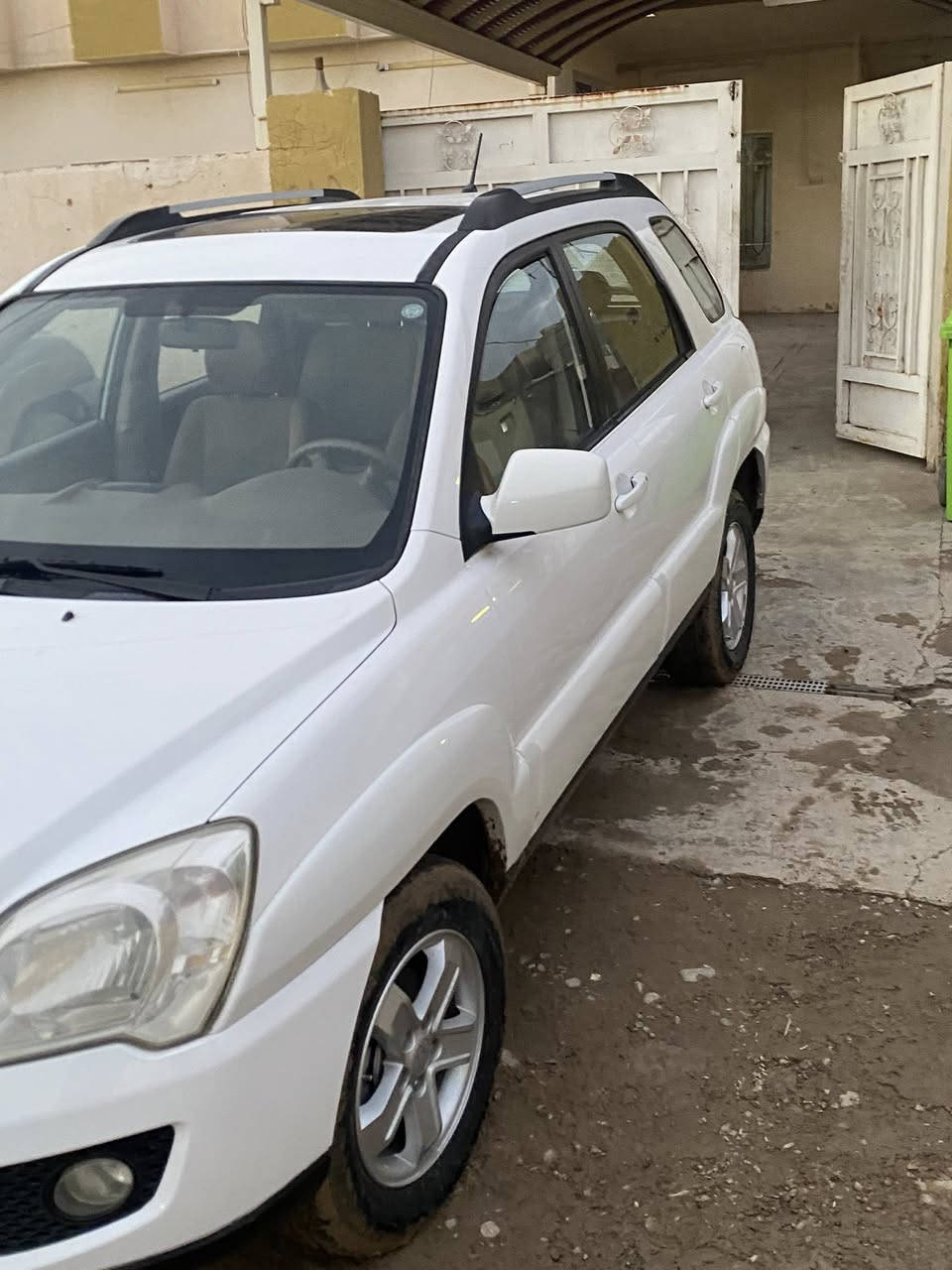 سلام عليكم للبيع سبورتج مديل 2009رقم سليمانيه مكفوله من الصبغ والتبديل كير محرك تبريد تخم تاير كله جديد سياره اي نقص مابيه سونر مرفق با صور سعر 128 بيه مجال مكان سياره صلاح الدين سامراء ستفسار***********ترهم مراوس بتوسان مديل 2013
