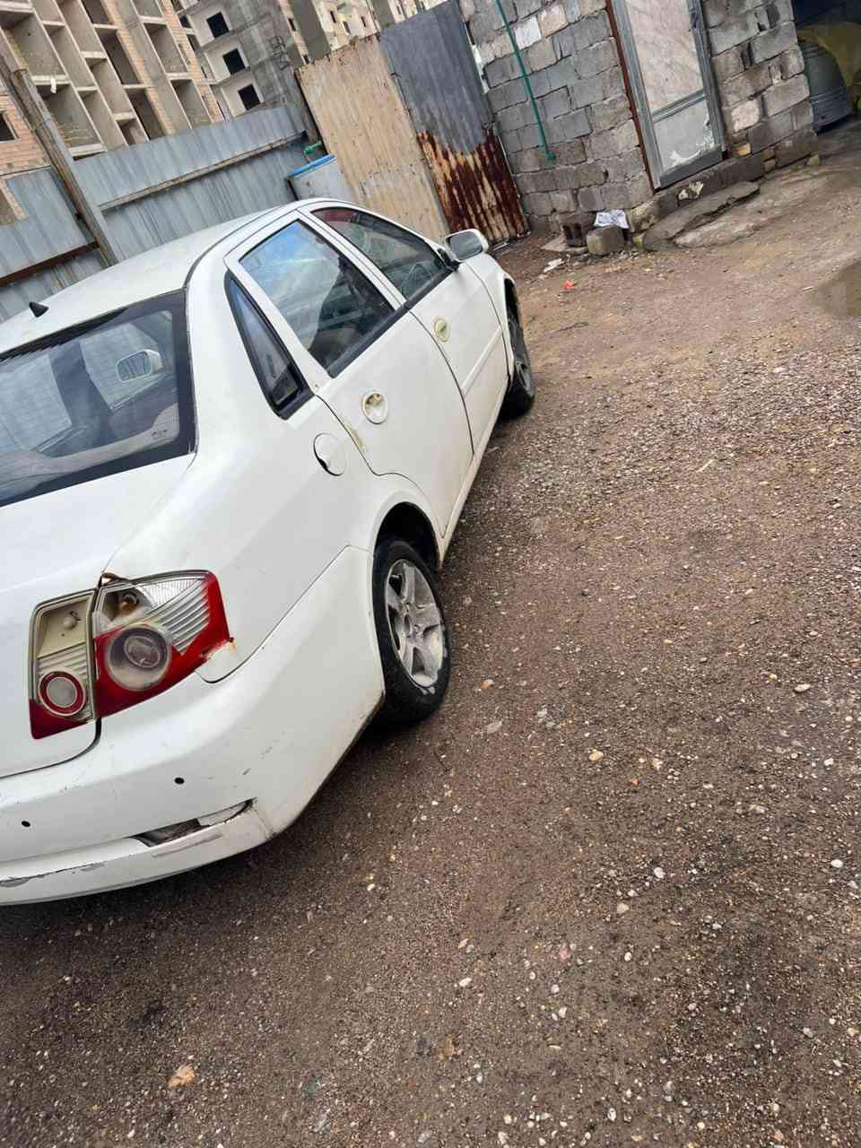 ليفان 2008 سنويه 28   الرقم انبار. السعر 18بيها مجال بسيط مكاني بغداد البياع  تحويل مباشر. رقمي ***********
