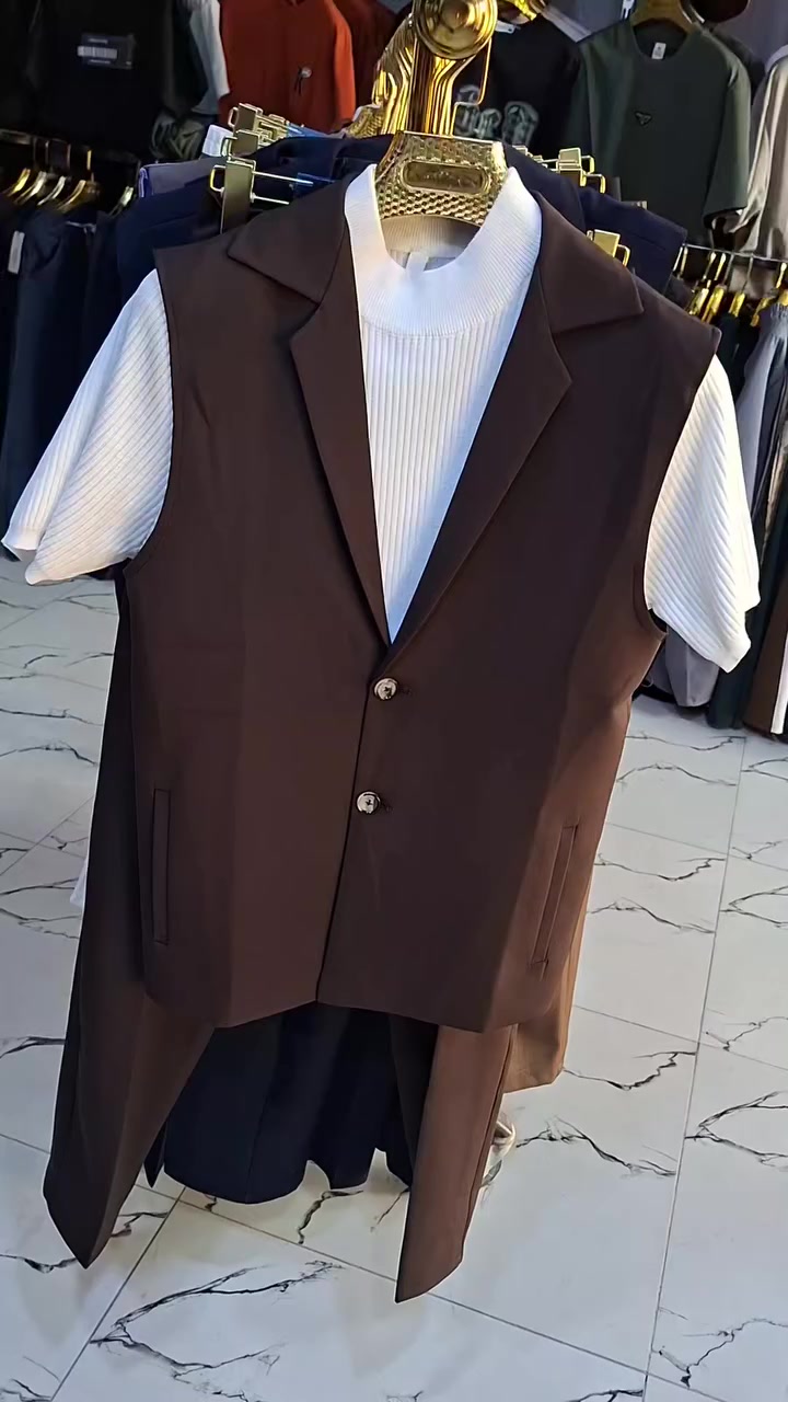 إذا تريد تلبس شي مختلف…
البدلة الكورية هي اختيارك الصح 👌
📍 متوفر الآن – الكمية محدودة
ستايل شبابي أنيق… يليق بالذوق الراقي ✨
قصّة مرتبة تعطيك هيبة بدون تكلف 👔

عنواننا / المهناوية الشارع العام جهة الحرية قريب عالتقاطع مقابيل جملة ياسر


**إذا كنت صاحب هذا الإعلان وتريد حذفه لأي سبب، رجاءا أرسل رسالة إلى الدعم الفني**