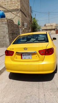 النترا وارد امريكي موديل2008 بغداد  حادثهة باب خلفي جهة اليمنى تبريد م...