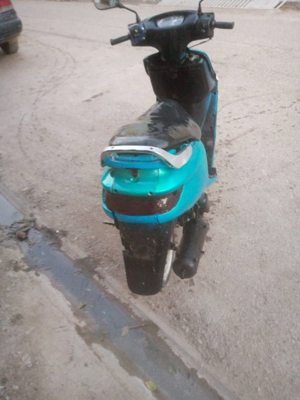 سلام عليكم دراجه فورتي نثيه للبيع كهربائياشغاله بس السلف عاطل كامله للمكان ديالى بعقوبه العزات السعر 300وبيهه مجال للطيبين الهاتف***********
