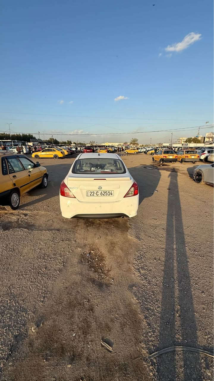 سني هندي 19 كير محرك تبريد تدفئة كفاله 

بدون حادث فقط بارد كم مكان 

رقم اربيل تحويل وكاله موجود 
شاشه 
اربعة جام كهرباء
قطعة تبريد ثانيه 

بغداد حي العامل 
*********** Colombo, Sri Lanka
