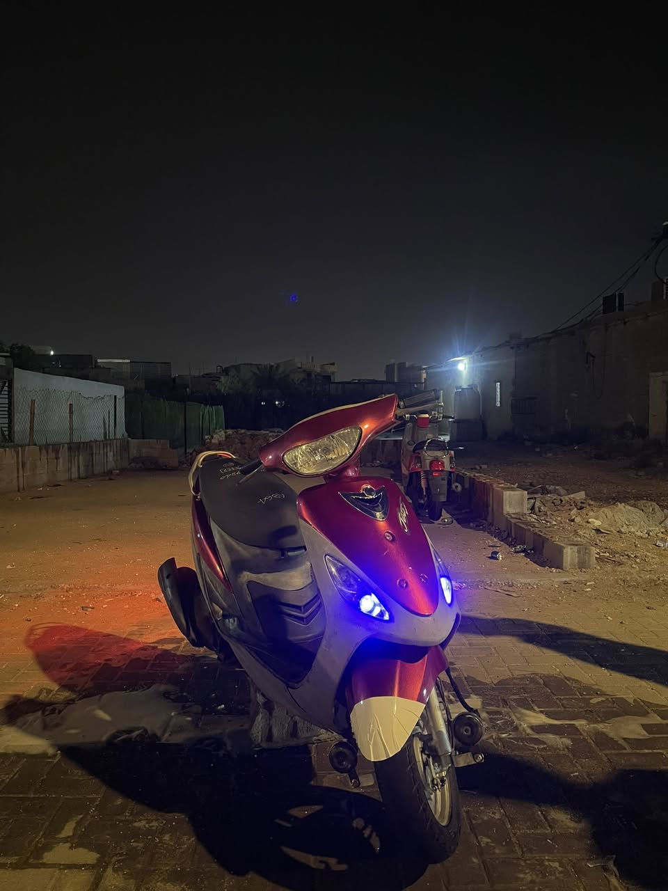 يالله ماكس قجمه كفاله عامه صار الها اسبوع من نزلت من الرمبه مكفوله من كلشي للبيع او مراوس بوليسي البصره المعقل ***********

