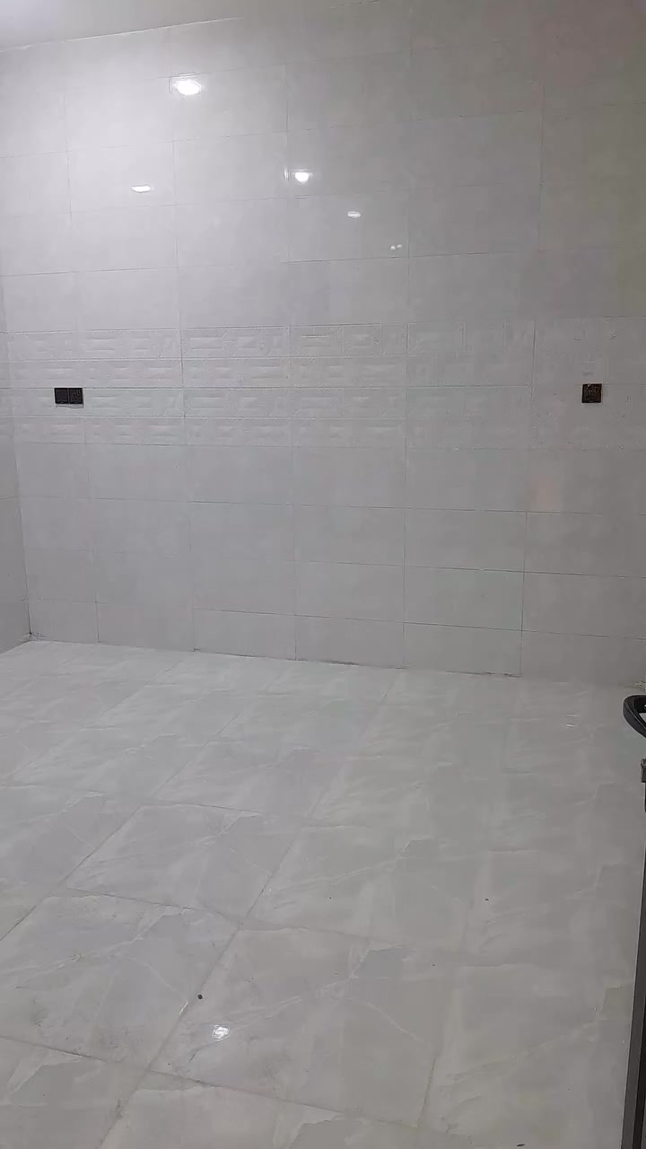 الدار للبيع المساحه ٦٥ متر الواجهة ٤ نزال ١٦ الاستفسار الاتصال على الرقم ***********
