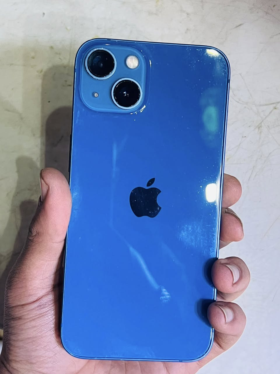 ايفون 13 عادي جهاز نضيف ما مبدل اي شي بي شخط مابي بطاريه 80 سعر 450 وبي مجال للتواصل
***********
