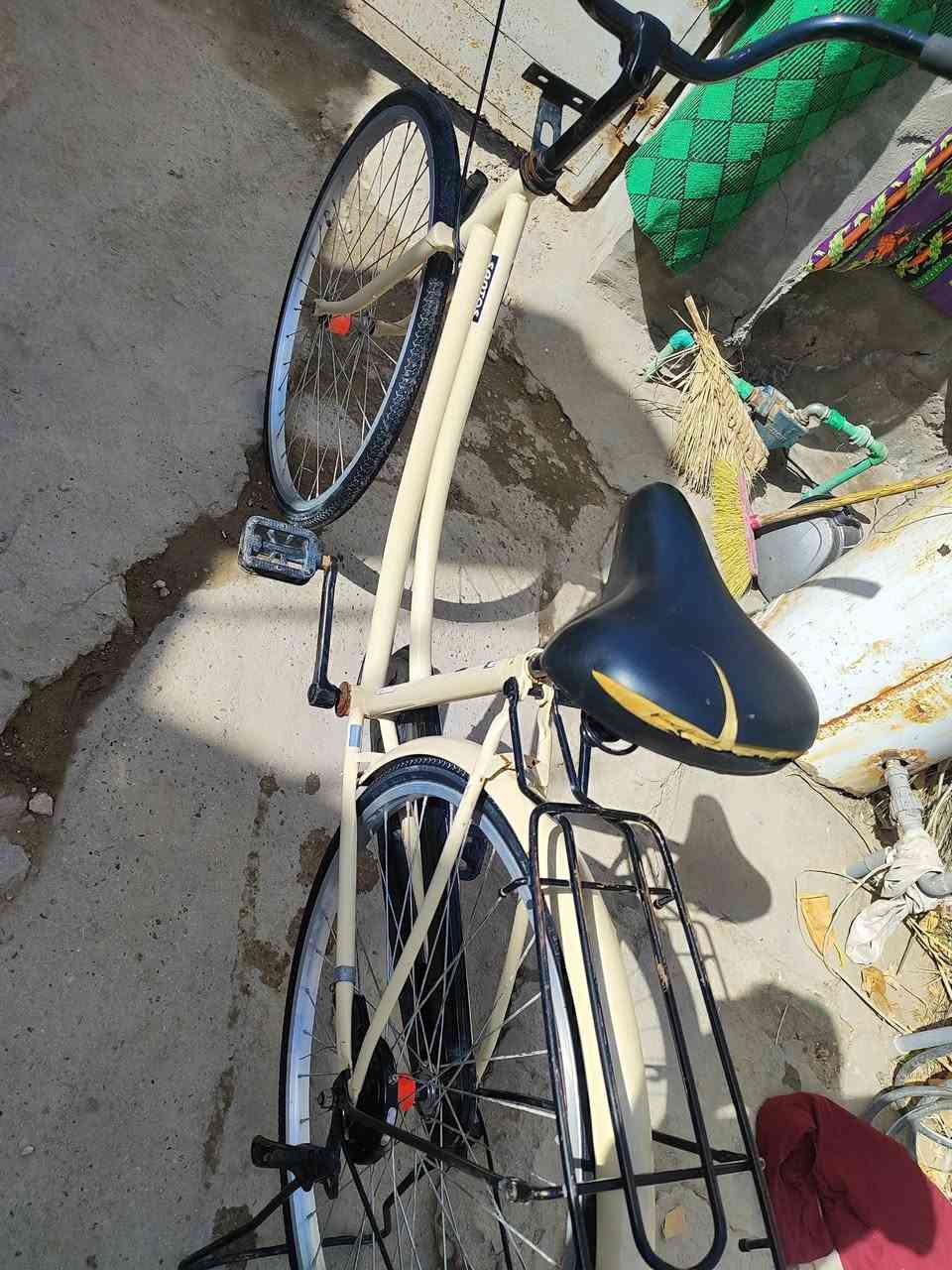 ب60وبي مجال بس لشه معوج شويه


**إذا كنت صاحب هذا الإعلان وتريد حذفه لأي سبب، رجاءا أرسل رسالة إلى الدعم الفني**