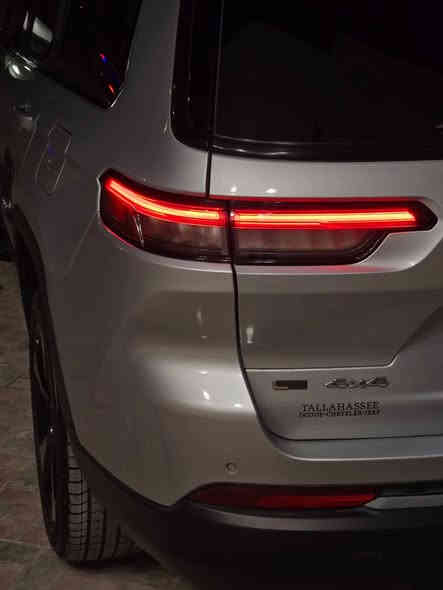 السلام عليكم جيب 2022 بدونن ايرباك
ماشية 40m كلشي منشور مواصفات معروفة كشنات منفصل كامرات داخلية وخلفية  الخ... السعر 31 🔓🔓 لحد يقارنها بل مهجومات 🤍
***********
