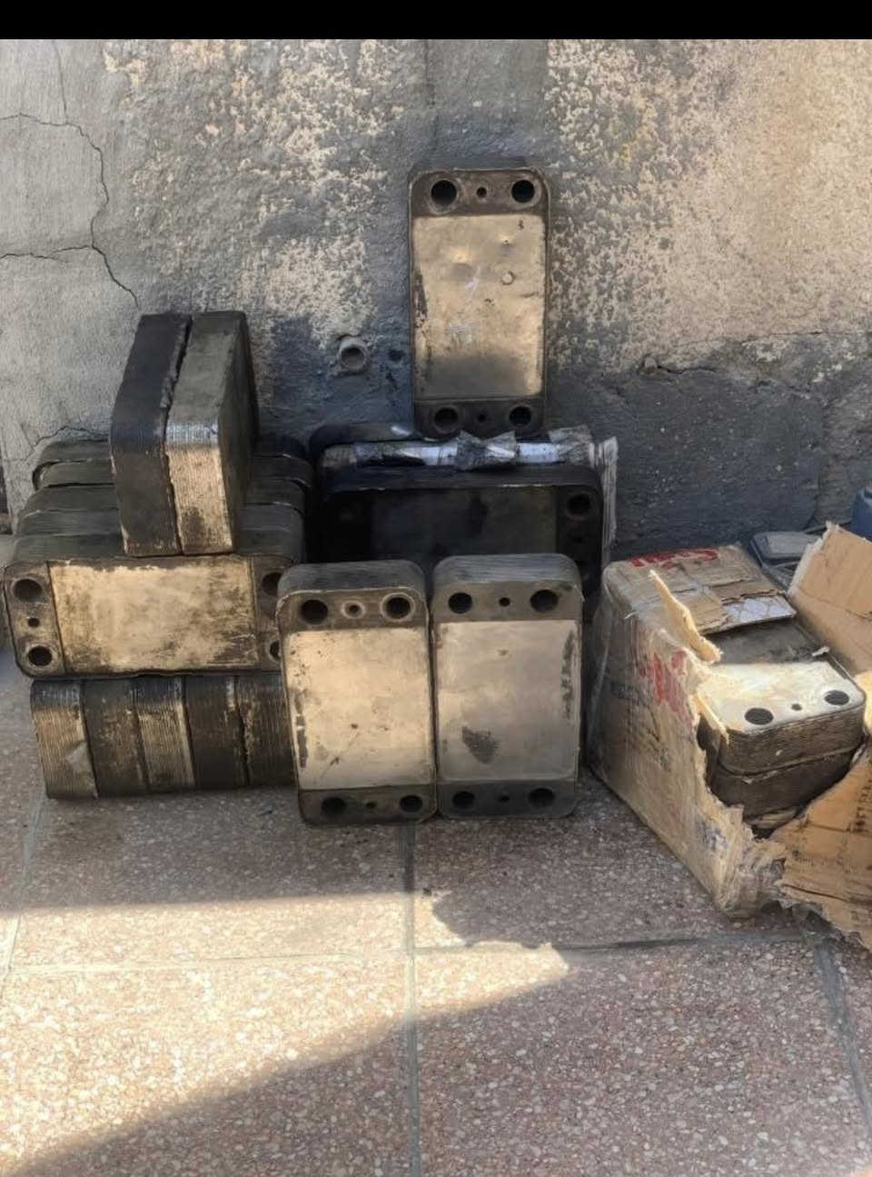 تم وصول وجبة من برادات دهن
سكانيا ١٤٤ اوربي شرط فتح مكينة 
للاتصال:*********** 📞
يوجد توصيل الى كافة محافظات العراق⭕️
