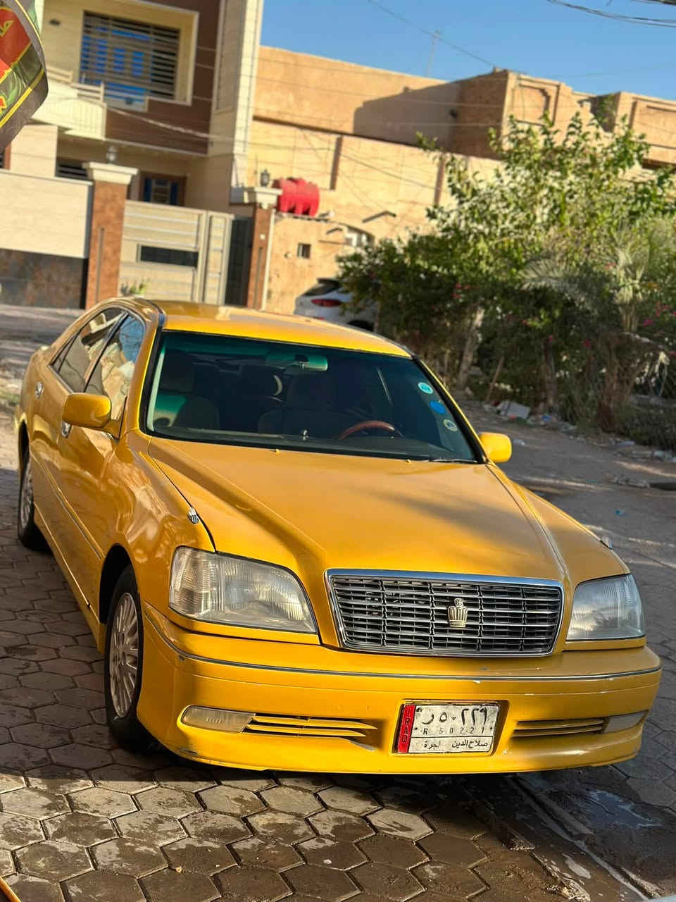 ملكه موديل 2003
كصه قماره فقط مكينه D4 الكبير مكينه وحداديه وكير نعمه من الله تحوير نجف فوك وجوه تخم تاير جديد رقم صلاح الدين الماني وكاله فقط خط بغداد نجف سعر 60 وبيها مجال 

للاتصال ***********
