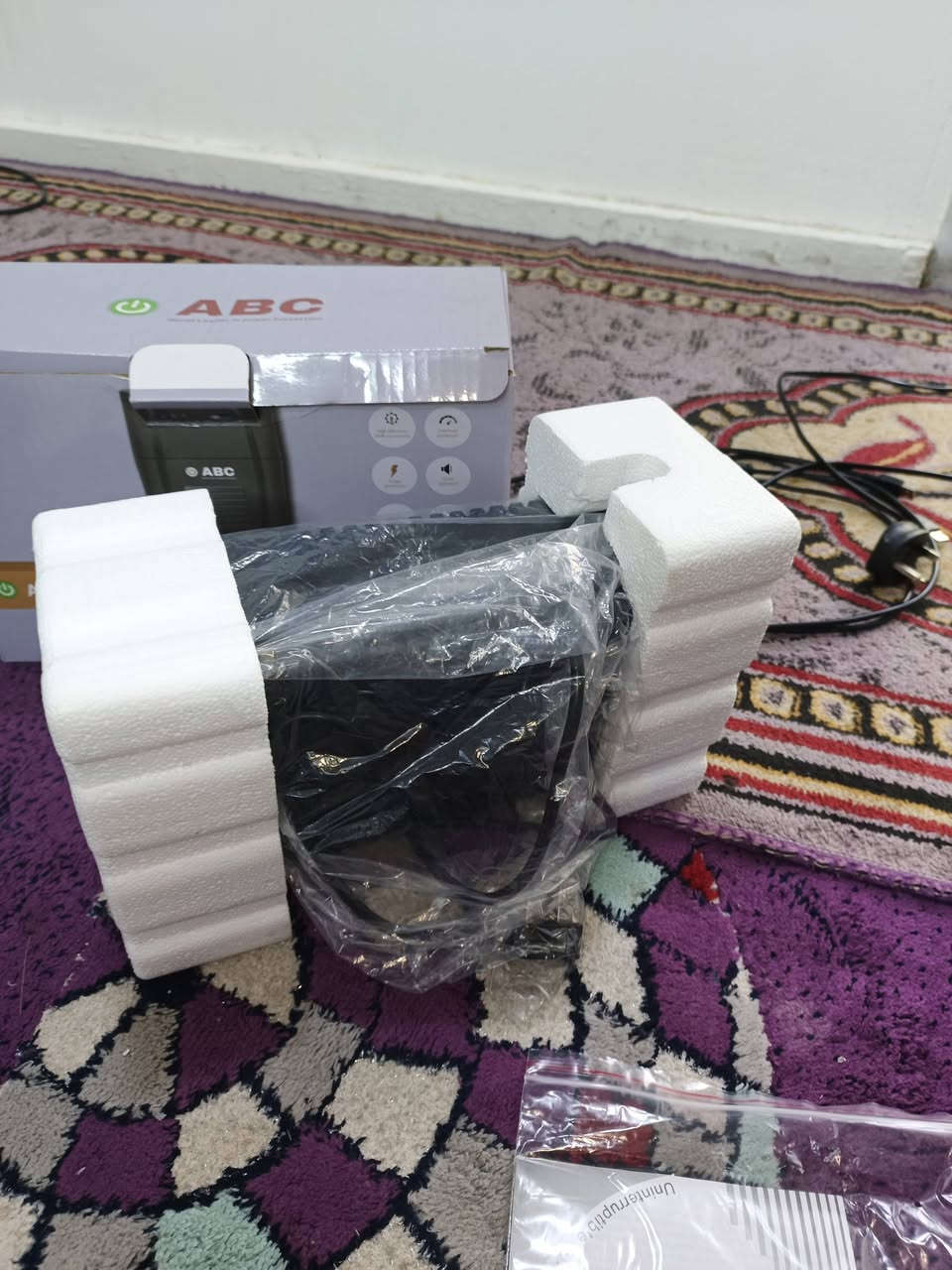 السلام عليكم شباب عندي بلاي 4 سليم مهكر نظافه 100% الله   جسر ديالى شارع الطاقه*********** سعر 350
