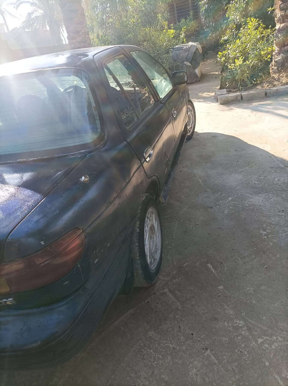 سلام عليكم سفيا مديل 94محرك وكير بشرط سنويه 29رقم نكليزي للبيع او مراوس سعر 23وبيه مجال مكان ديالى دلي عباس ***********رجا المو شراي لا يتعبني
