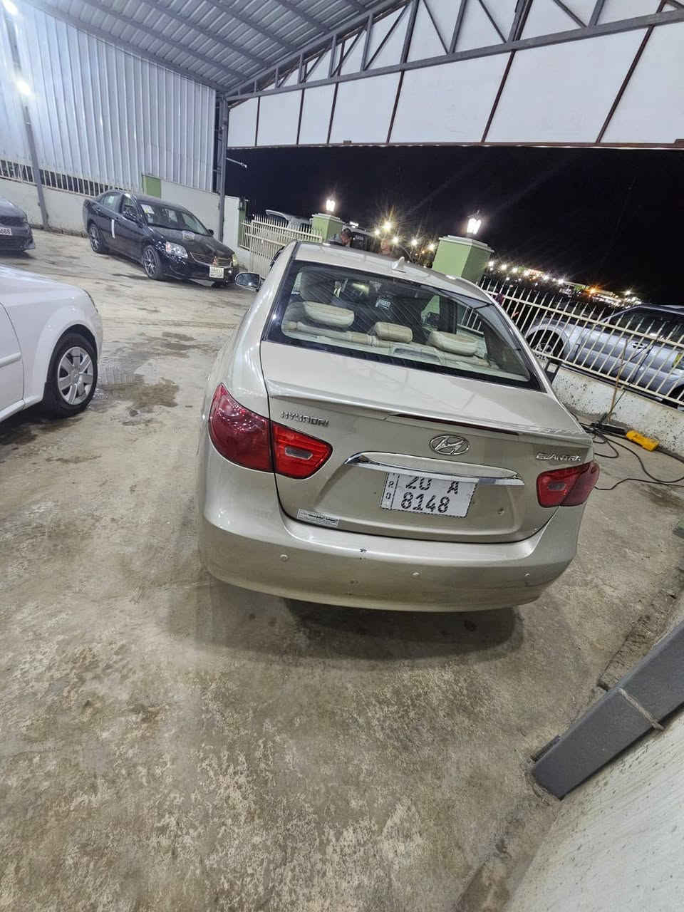 النت2010 وارد امريكي مكينة 2000
رقم ديالى انكليزي باسمي هزه جديده تحويل مباشر
كير مكينة مكفولات 
السعر ١٠٢ وبيها مجال شي بسيط 
***********
