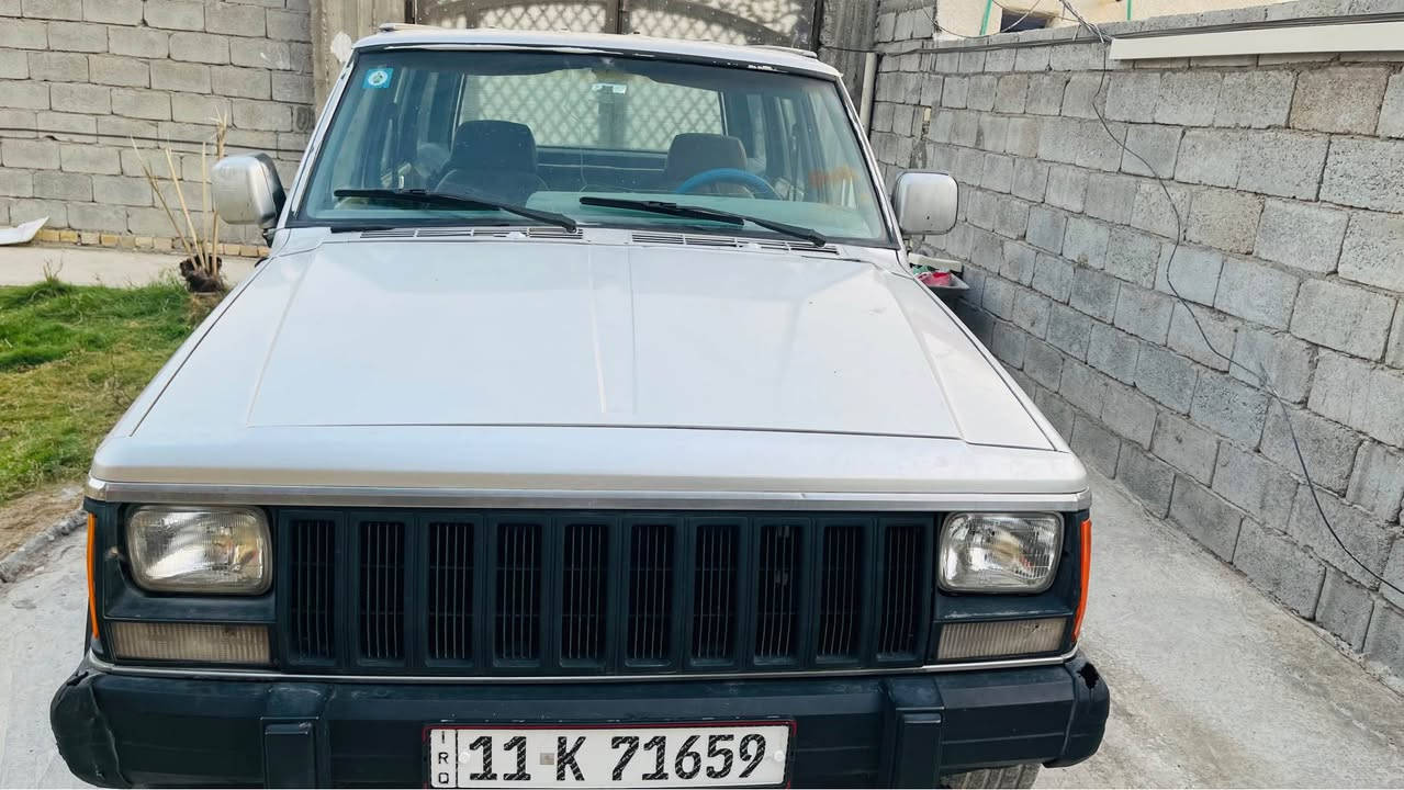 جيب كلاسك موديل 1986
بأسمي 2027 مكينه كير VVT 2500وارد يابان اني شاده امانة الله ورسوله
تخم تاير جديد حداديه امامي خلفي جديد الكهربائيات شغاله بأستثناء كيج بانزين 
يراد ملاحضات بسيطه 
السعر 57 وبيها مجال 
***********
غير متواجد على الفيس بوك بغداد, العراق
