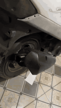 ماكس منغولي للبيع بوشه 55 صالنصه FM شلعه فول شرط تعلك بيك كهربائياتها كلها شغاله نقصها بس قبق هندر السعر 400 وبيها مجال للاتصال ***********
