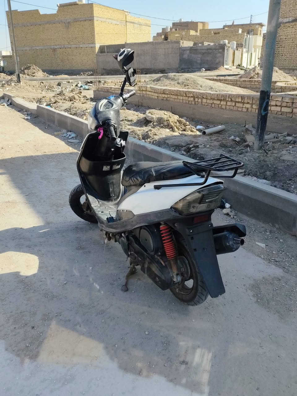 سلام عليكم  دراجه ماكس عدله شلعه معدل خير من الله  كله شغاله سلف هندر كله، شغال دراجه مزوده بوشه 55.  🌿السعر 500وبيه مجال لطيبين  رقم الهاتف  ***********
