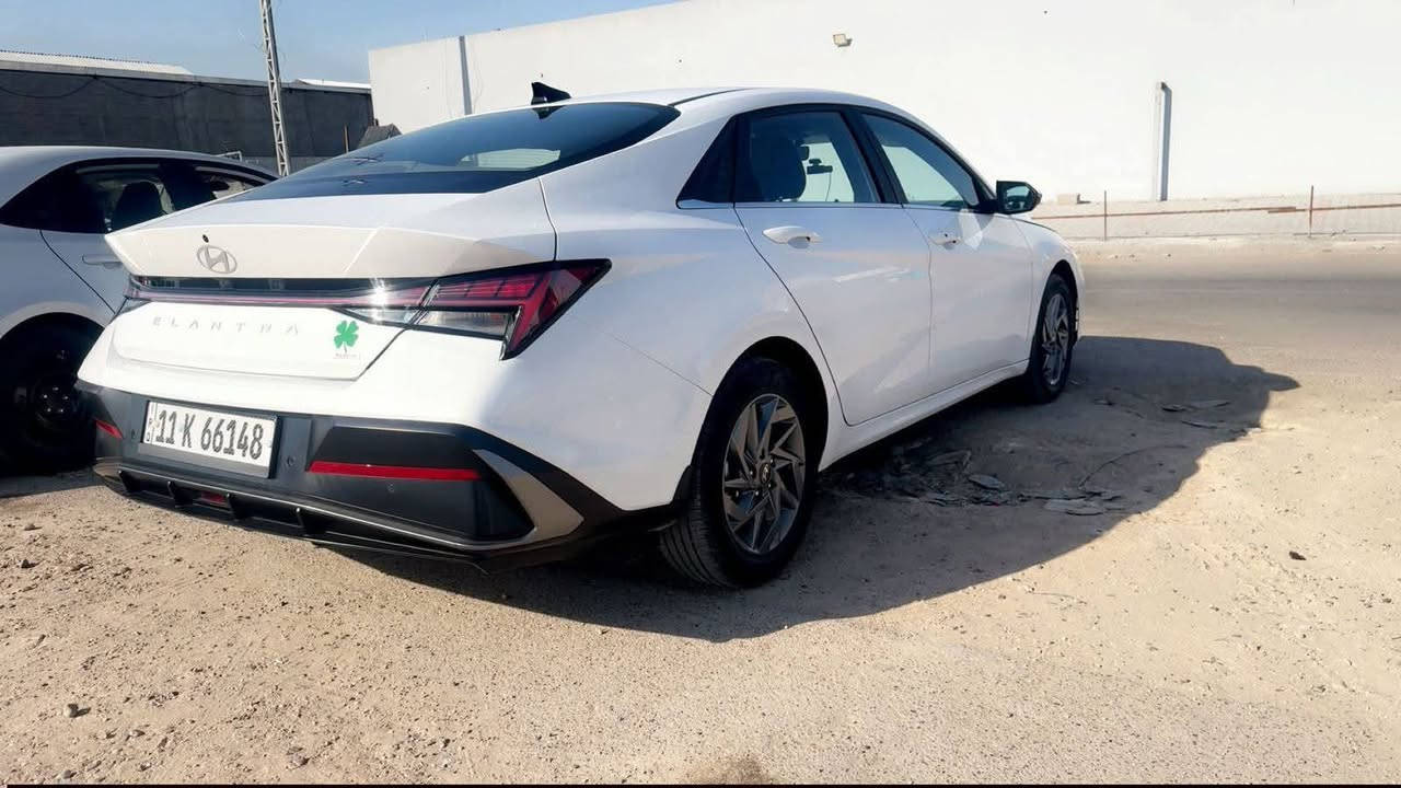 السلام عليكم
النترا هايبرد 2025 اخت الزيرو 
بأسم شركة استقطاع مباشر من موظف 
فول مواصفات 1على 1 رقم بغداد 
مكان السيارة بغداد الزعفرانيه 
للاستفسار الاتصال على 
***********
