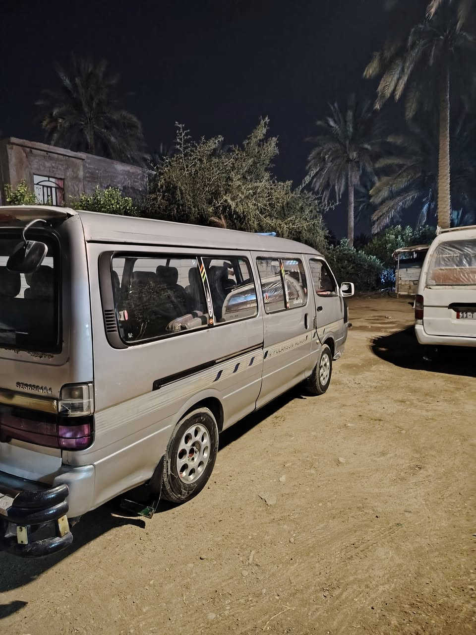 السلام عليكم فتون للبيع 2009 السياره باسمي محرك كله مقفول تخم تاير سياره خير من اللها تفاصيلها كلها بالفيديو السعر 50 وبيها مجال قليل الشراي هذا رقم الهاتف بي واتساب***********
