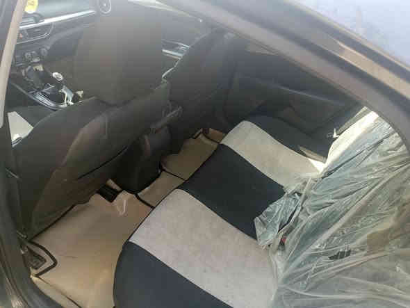 السلام عليكم فورتي موديل 19 وارد امريكي كير عادي سبع نمر السياره كلين السعر على الخاص***********
