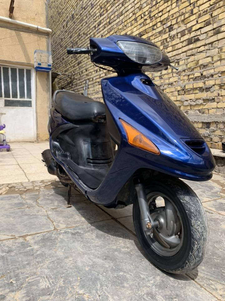 السلام عليكم دراجه فراشه السعر 300وبيها مجال قليل المكان الديوانيه حي العسكري الثاني رقم ***********
