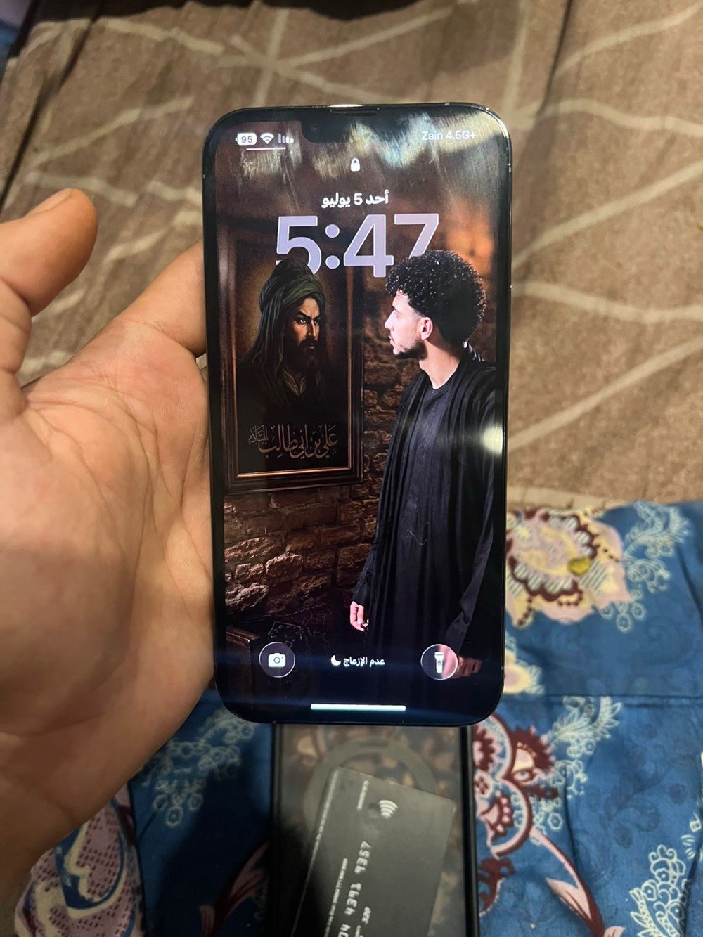 سلام عليكم ‏13 Pro ماكس
نظيف
‏بطارية مالته 90
‏الذاكرة مالته 256
‏سعر 800 ‏بي مجال
‭***********‬