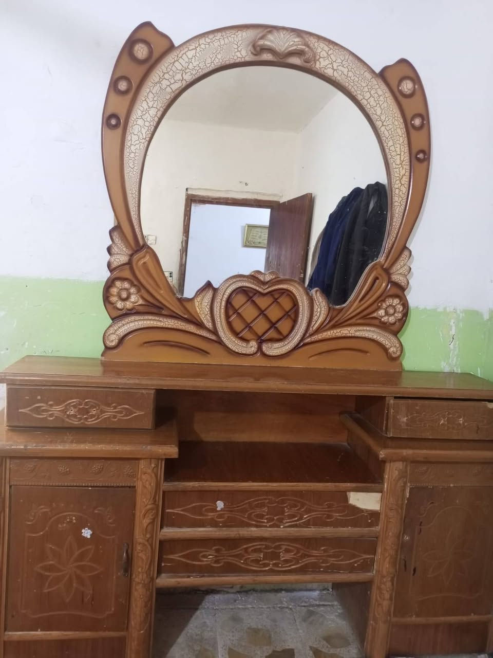 سلام عليكم غرفه نوم للبيع
مجمده للبيع 
***********
مامتواجد ع الفيس
