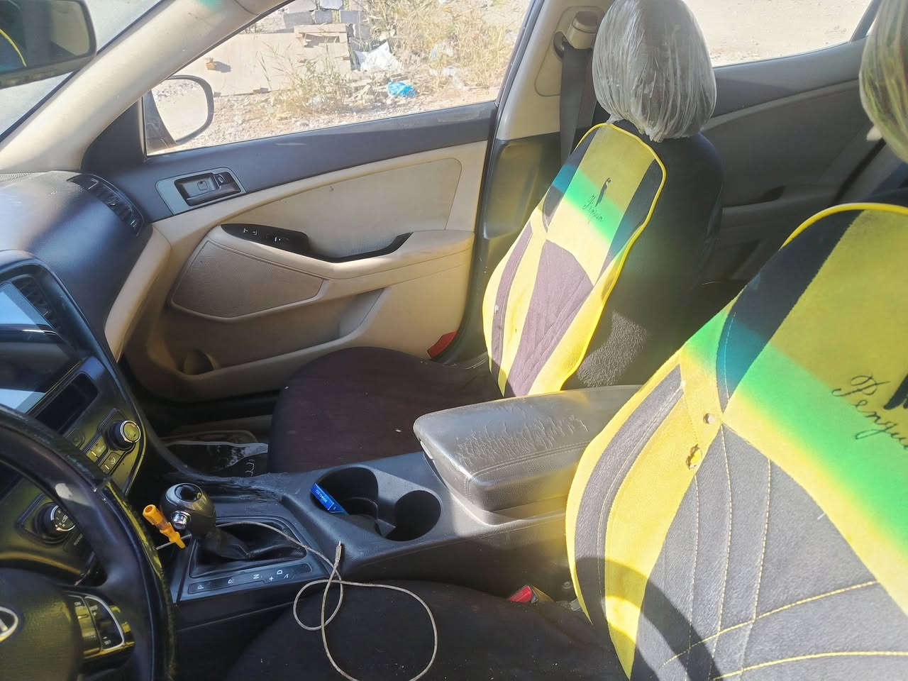 سلام عليكم اوبتما ٢٠١١ صفره
 رقم بغداد مراوس او بيع
السياره مكينه وكير وتبريد خير من الله
نقصها حداديه صدر بس
مكانها بغداد حي الجهاد
 ***********
السعر ٨٠ وبيها مجال
حادث جاملغات خلفيه بدون حوض
